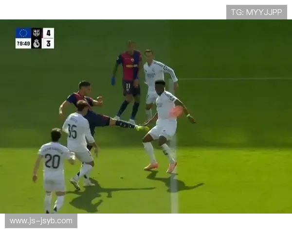 马特森疑似手球引发赛场争议