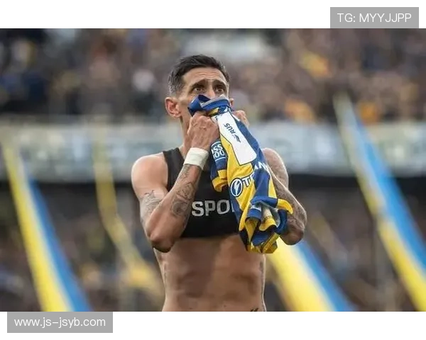 迪马利亚评罗纳尔多勤奋梅西天赋